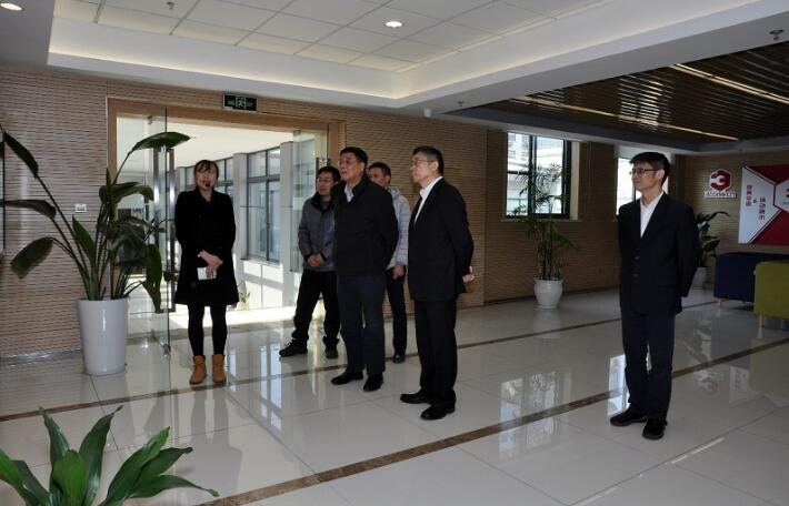 上海市工经联副会长李鹤富莅临爱姆意