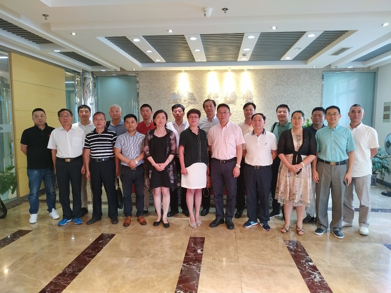 长三角五金机电产业联盟管理委员会2019年第一次会议在爱姆意召开